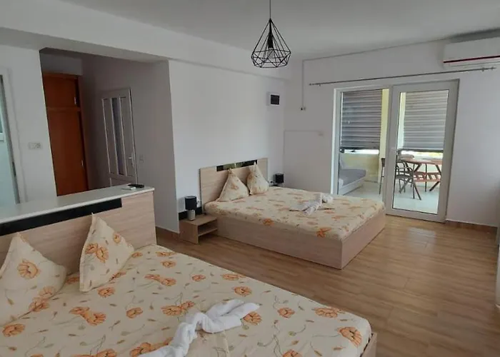 Casa Francisc エフォリエ・ノルド