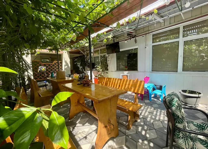 ゲストハウス Casa Francisc エフォリエ・ノルド